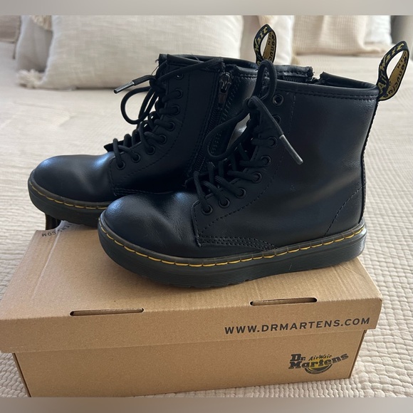 Kids' Dr. Marten’s Zavala Combat Lace Up Boot - Black - Picture 3 of 5